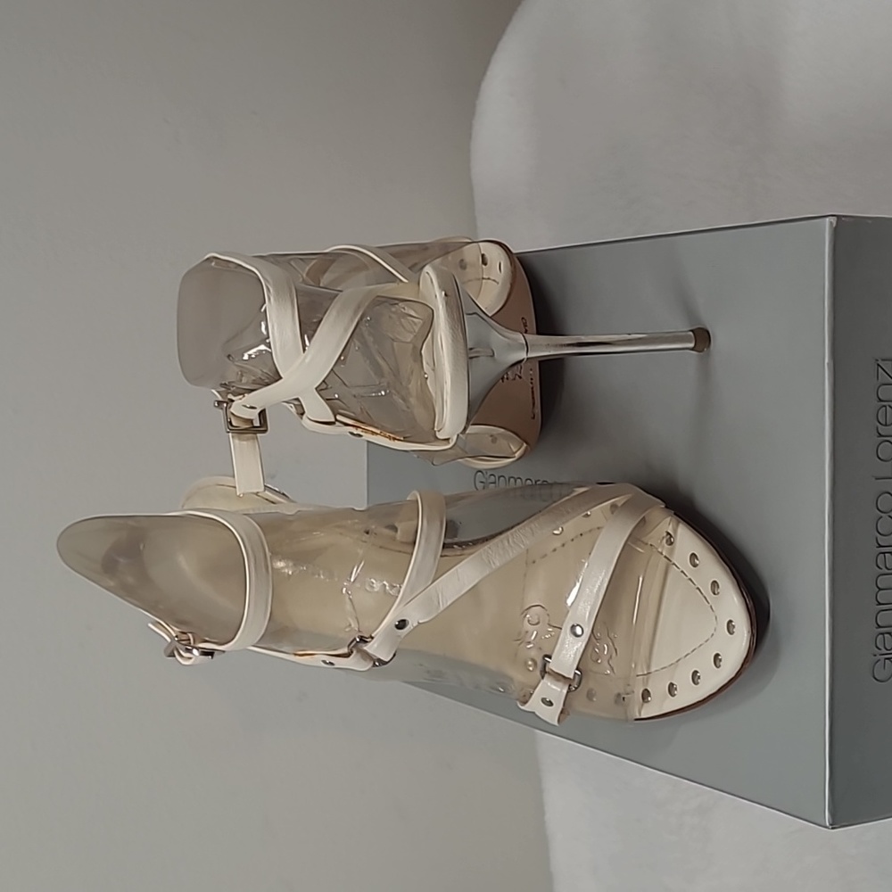 Women's Gianmarco Lorenzi White Sandle - Picture 9 of 11
